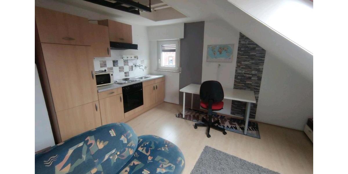 Dachgeschoßwohnung Oberasbach - 2 Zimmer, 37 m&sup2;, 540&euro; | Angebot:24836285