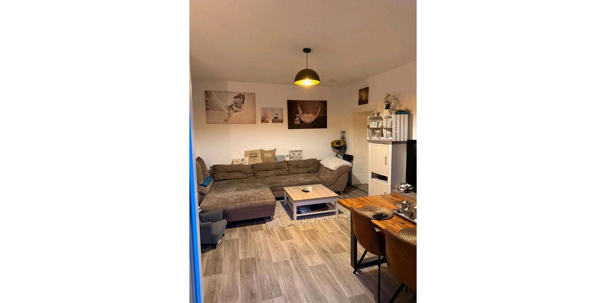 Etagenwohnung Staßfurt - 4 Zimmer, 109 m&sup2;, 654&euro; | Angebot:25942643