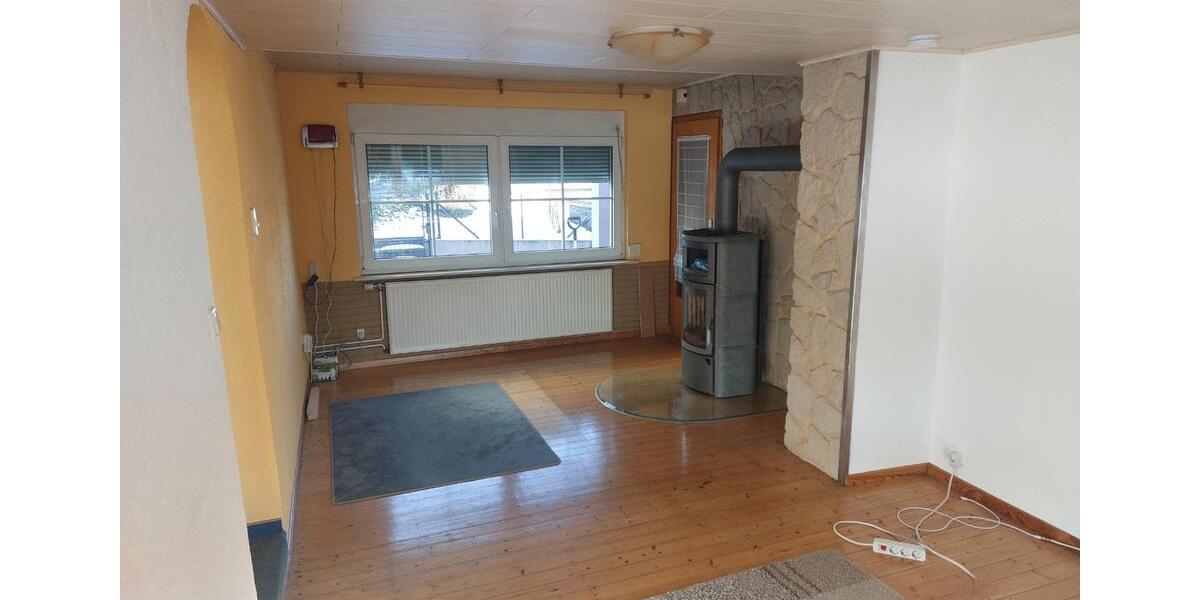 Erdgeschoßwohnung Greifenstein - 6 Zimmer, 100 m&sup2;, 575&euro; | Angebot:25184902