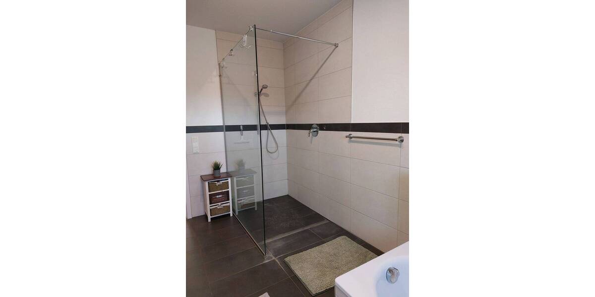 Etagenwohnung Bitburg - 4 Zimmer, 121 m&sup2;, 1.190&euro; | Angebot:25693099