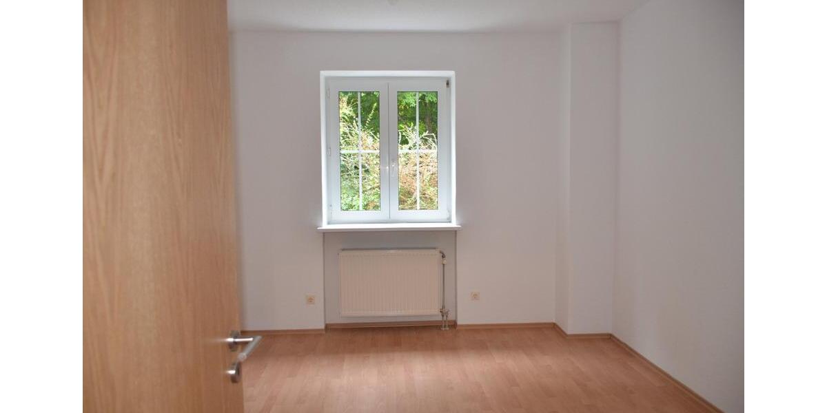 Erdgeschoßwohnung Hauzenberg - 3 Zimmer, 80 m&sup2;, 495&euro; | Angebot:25319226
