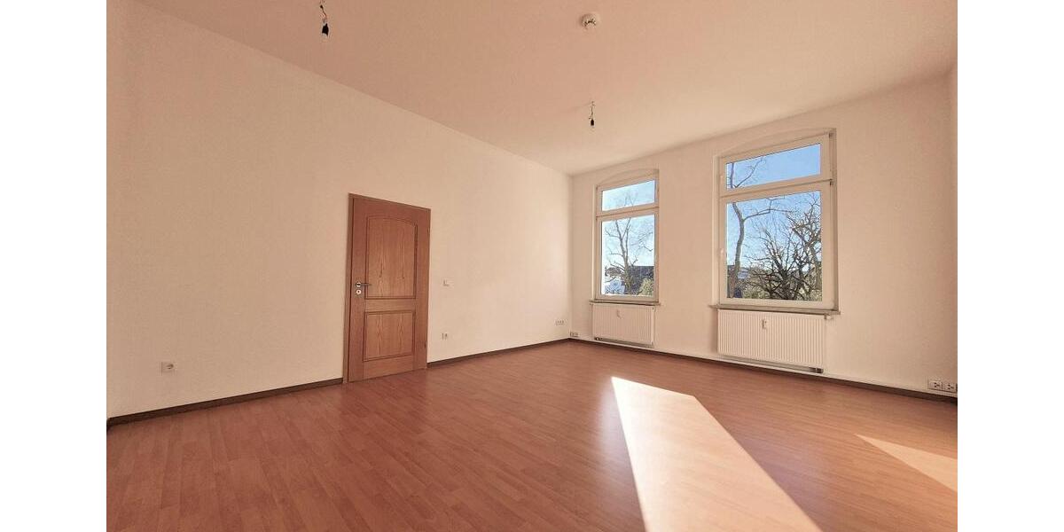 Etagenwohnung Sondershausen - 4 Zimmer, 98 m&sup2;, 787&euro; | Angebot:26234092