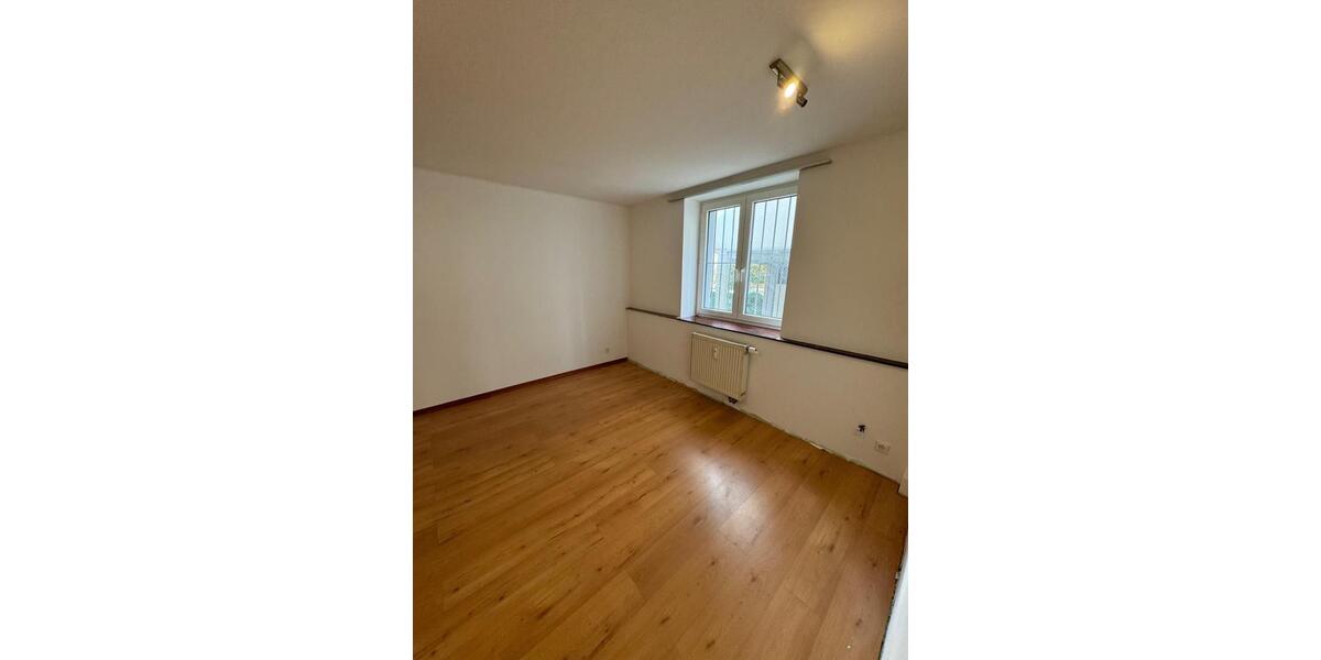 Erdgeschoßwohnung Stuttgart Lehen - 1 Zimmer, 16 m&sup2;, 550&euro; | Angebot:26483146