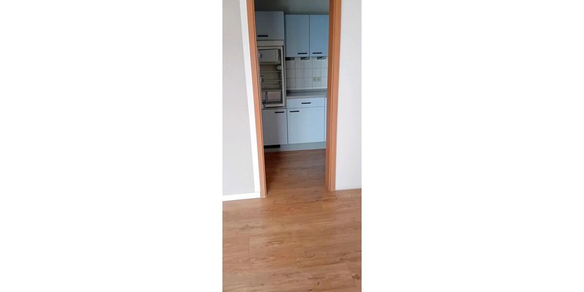 Etagenwohnung Selb - 1 Zimmer, 37 m&sup2;, 330&euro; | Angebot:26677234