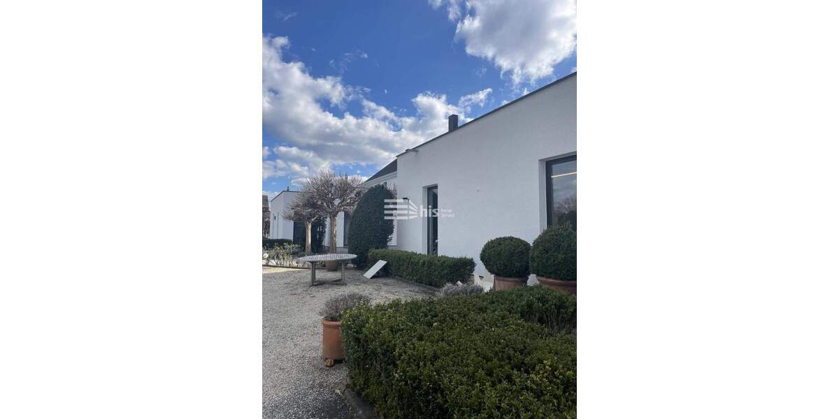 Gewerbeobjekt Fürth Poppenreuth - 2.240&euro; | Angebot:25702920