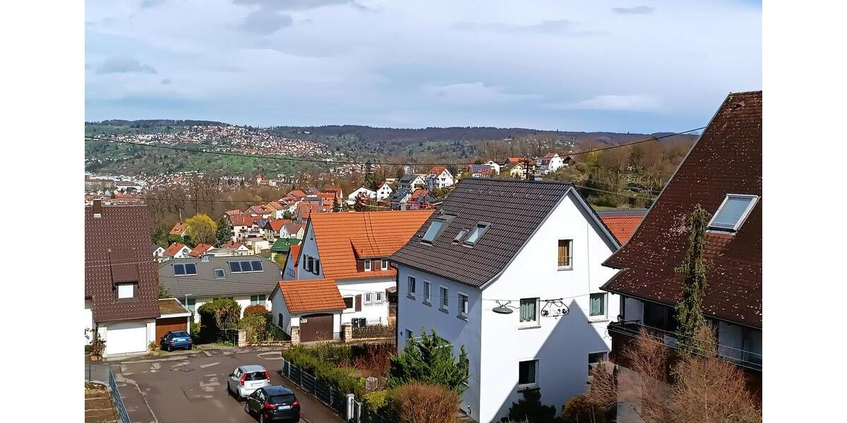 Dachgeschoßwohnung Esslingen am Neckar Pliensauvorstadt - 2 Zimmer, 55 m&sup2;, 850&euro; | Angebot:25126314