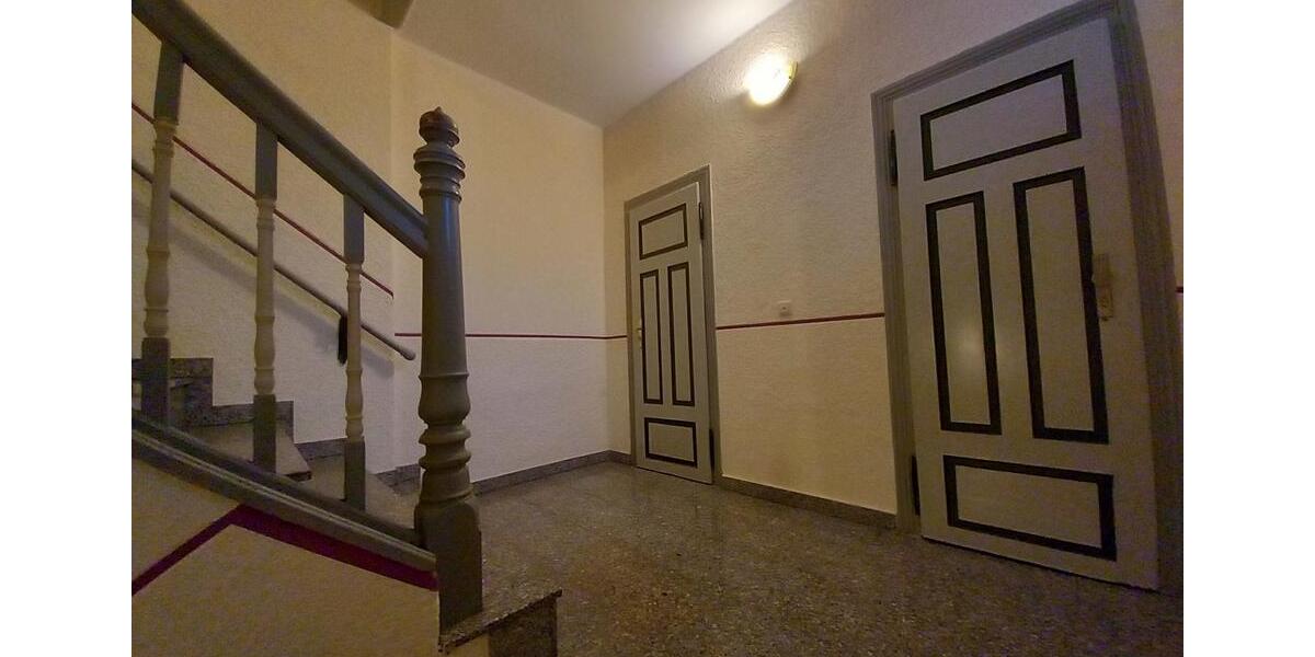 Dachgeschoßwohnung Crimmitschau - 3 Zimmer, 56 m&sup2;, 320&euro; | Angebot:20747048