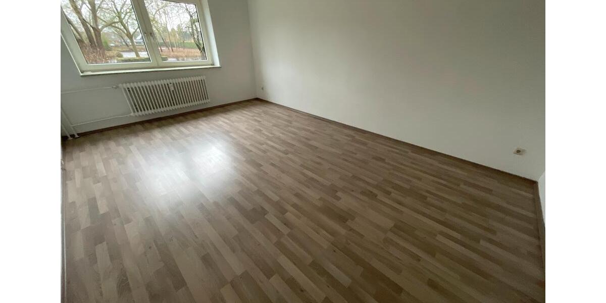 Etagenwohnung Brunsbüttel - 3 Zimmer, 77 m&sup2;, 529&euro; | Angebot:25149866
