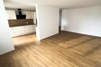 5-Zimmer-Maisonettewohnung, 2 Bäder in Rastatt, Tiefgaragen- und Aussenstellplatz Hobbyraum 5 zimmer