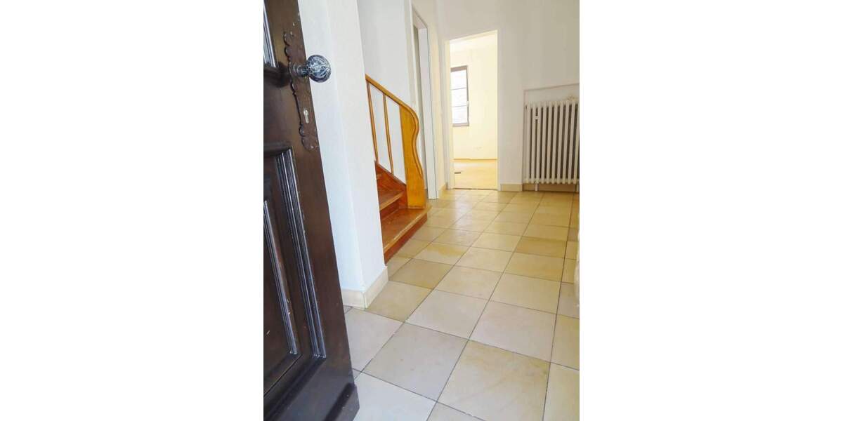 WG-Zimmer mit Einbauschrank in Hechtsheim inkl. W-Lan u.v.m. 1 zimmer