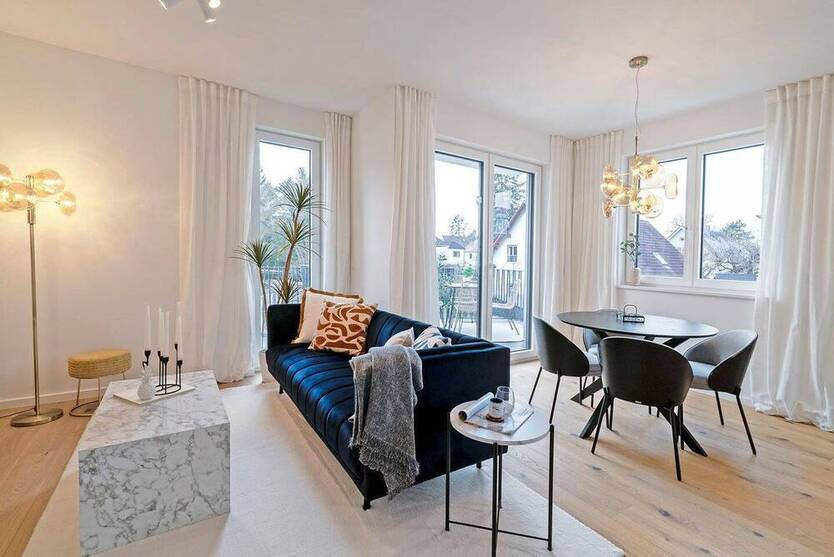 NEUBAU-ERSTBEZUG:Stilvolle 3-Zimmer-Wohnung mit großem Südwest-Balkon, Lift und Nähe U-Bahn -barrierefrei-