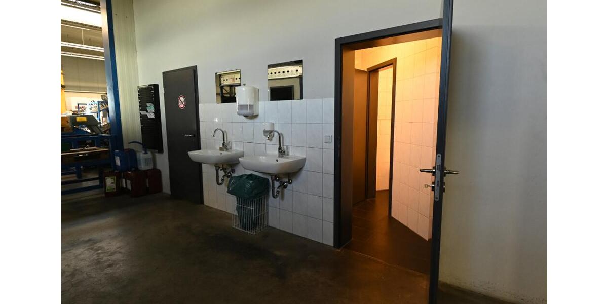 Gewerbeobjekt Ense - 4.900&euro; | Angebot:24816384