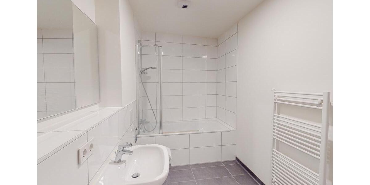 Etagenwohnung Stuttgart - 2 Zimmer, 95 m&sup2;, 1.570&euro; | Angebot:26177018