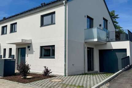 Haus Oberbergkirchen Wolfhaming - 5 Zimmer, 161 m&sup2;, 1.900&euro; | Angebot:25374408