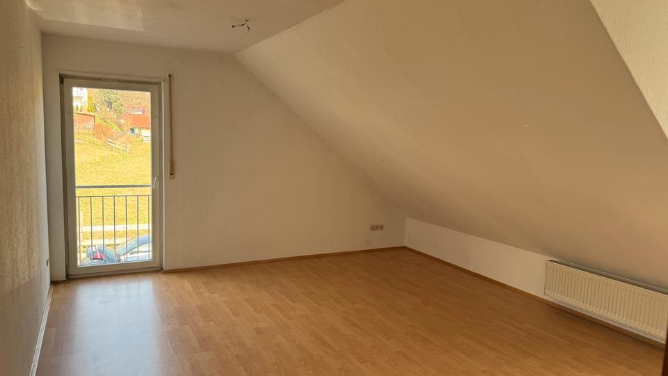 Dachgeschoßwohnung Bad Hersfeld - 2 Zimmer, 55 m&sup2;, 499&euro; | Angebot:26535595