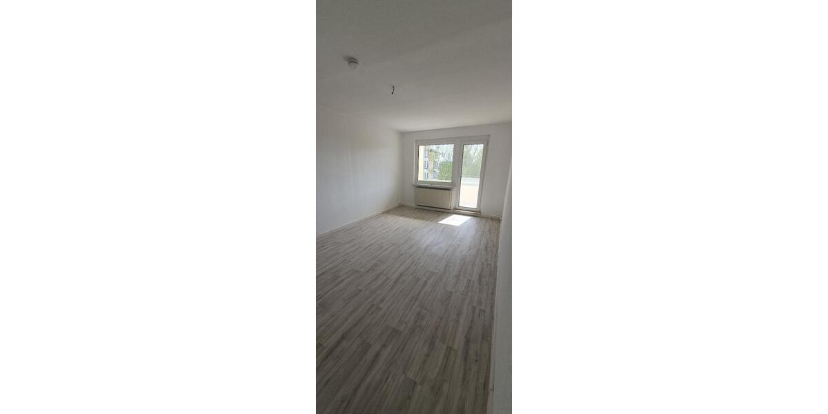 Etagenwohnung Seehausen (Altmark) - 3 Zimmer, 61 m&sup2;, 310&euro; | Angebot:24491356