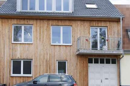 Haus Ketsch - 6 Zimmer, 199 m&sup2;, 2.400&euro; | Angebot:26091617