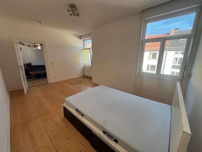 WG Zimmer in wunderschöner AltbauWohnung Frankfurt Bornheim