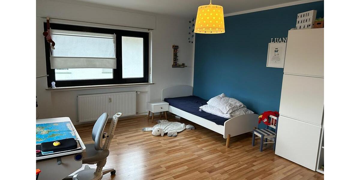Etagenwohnung Idstein - 3 Zimmer, 93 m&sup2;, 1.020&euro; | Angebot:26254509