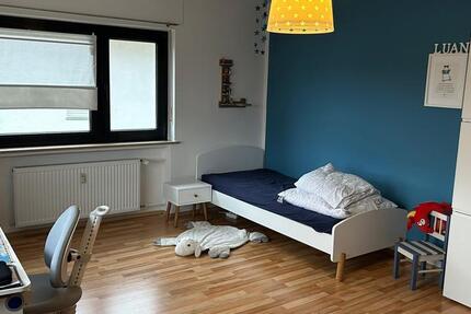 Wohnung Idstein - 3 Zimmer, 93 m&sup2;, 1.020&euro; | Angebot:26254509