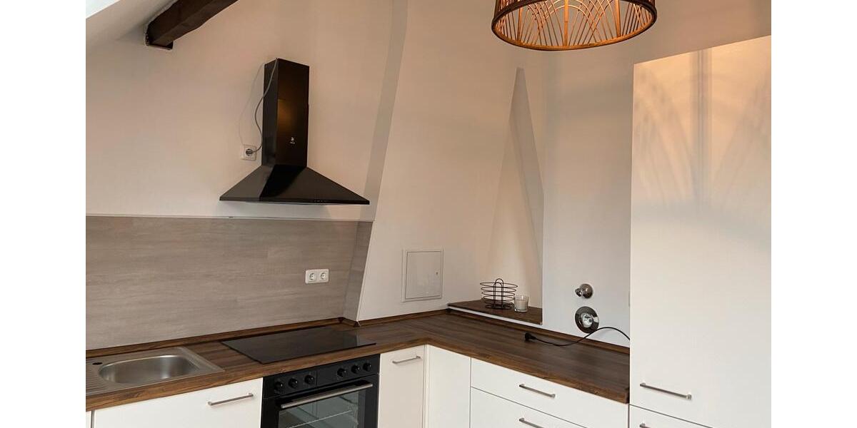 Dachgeschoßwohnung Aachen Aachen-Mitte - 4 Zimmer, 75 m&sup2;, 990&euro; | Angebot:26492799
