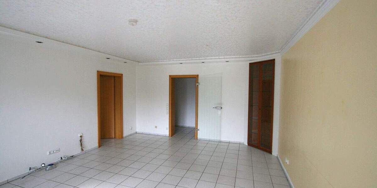 Etagenwohnung Erkelenz - 3 Zimmer, 81 m&sup2;, 720&euro; | Angebot:25228243