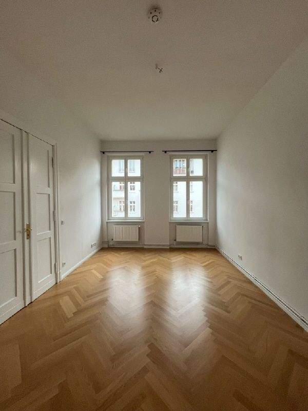 Winskiez: TOP-sanierte Altbauwohnung in sehr gefragter Wohnlage 5 zimmer