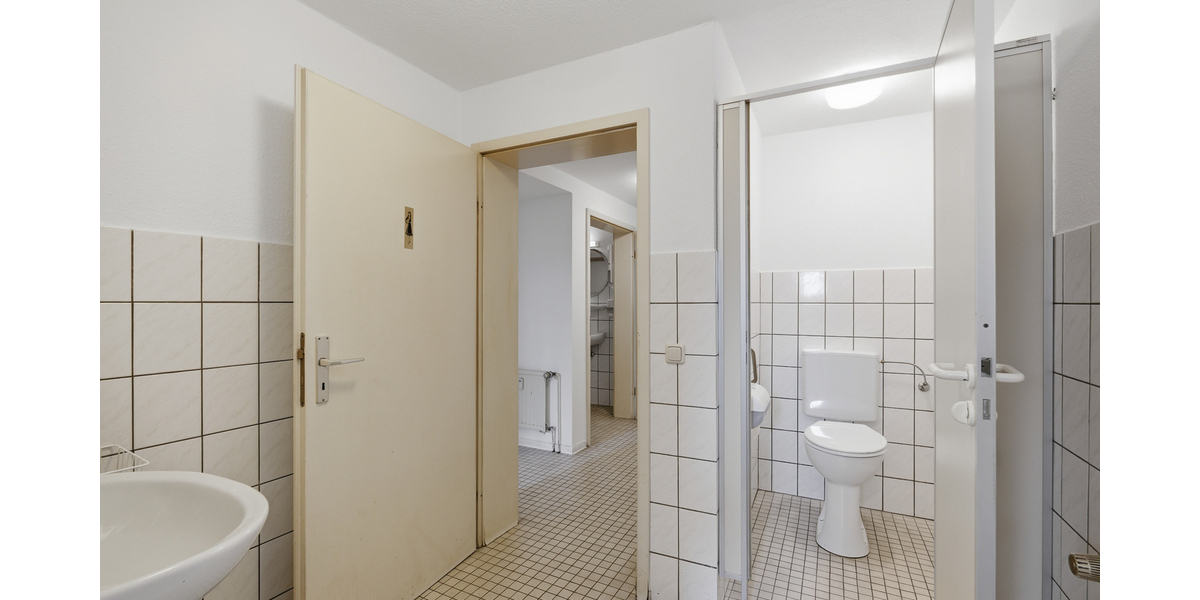**Flexible Gewerbefläche in Buxtehude – ideal für Praxis, Büro & Therapie** - Gewerbeobjekt Buxtehude | Angebot:27225053