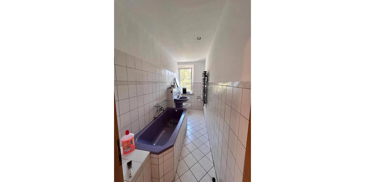Etagenwohnung Neustadt an der Orla - 3 Zimmer, 70 m&sup2;, 390&euro; | Angebot:26580708
