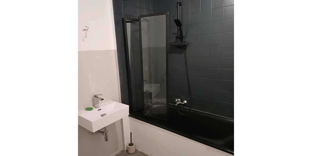 Wohnen auf Zeit Plettenberg - 2 Zimmer, 13 m&sup2;, 380&euro; | Angebot:26040164