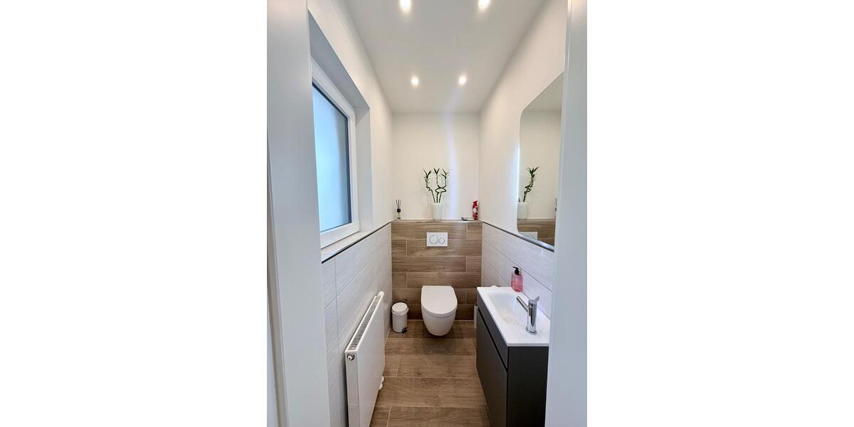 Bungalow Erkrath - 2 Zimmer, 95 m&sup2;, 1.400&euro; | Angebot:25048643