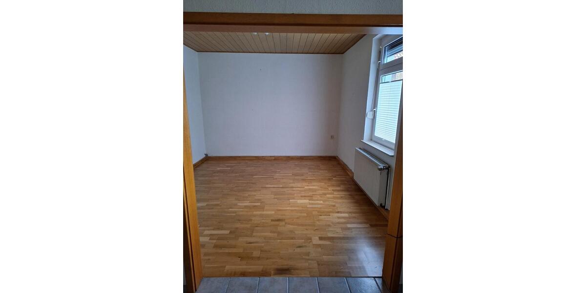 Erdgeschoßwohnung Schermbeck - 3 Zimmer, 77 m&sup2;, 600&euro; | Angebot:26564973