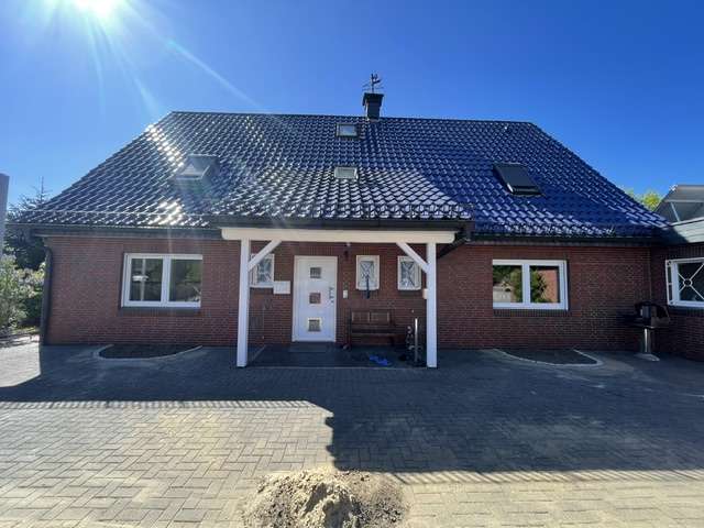 Etagenwohnung Wacken - 3 Zimmer, 140 m&sup2;, 1.280&euro; | Angebot:26502923