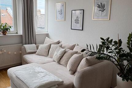 Zwischenmiete: Charmante 2- Zimmer Wohnung zentral in Bockenheim zimmer