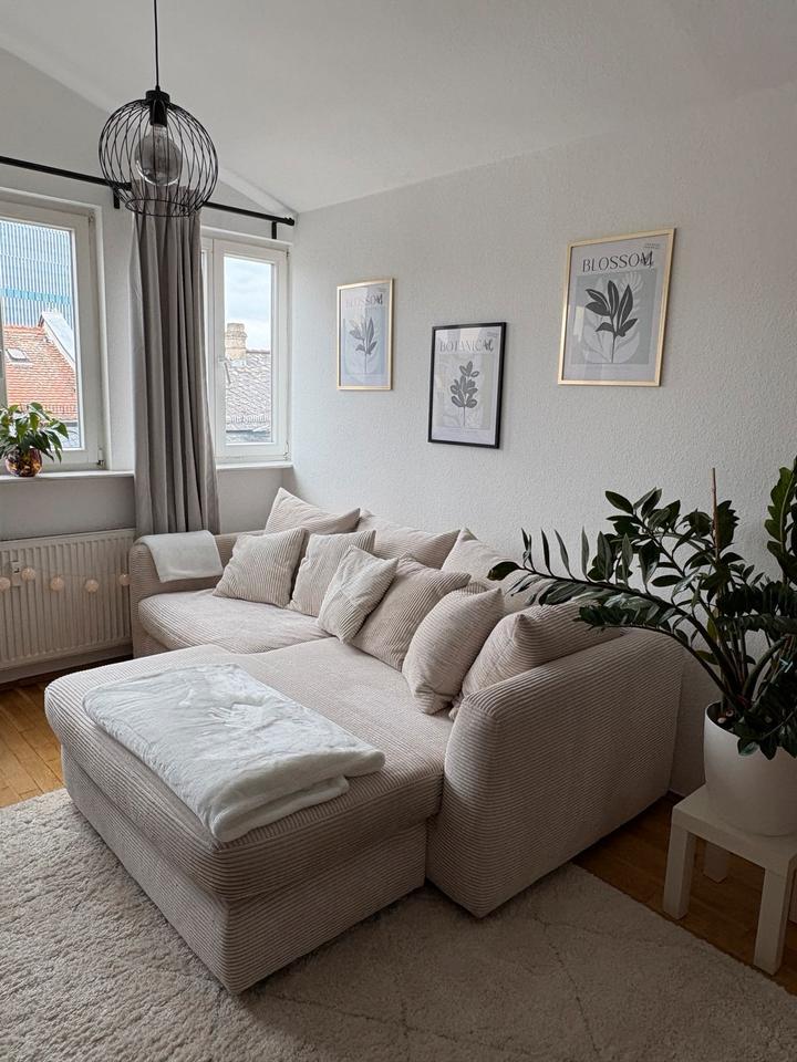 Zwischenmiete: Charmante 2- Zimmer Wohnung zentral in Bockenheim zimmer