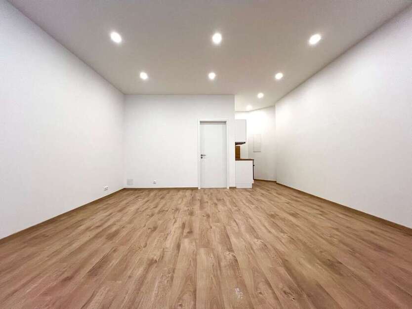 Wohnung zum Mieten in Augsburg 995 € 41.07 m²