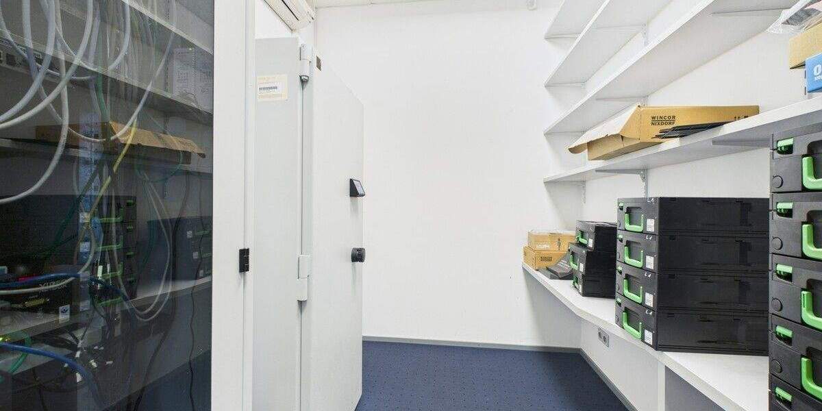 Gewerbeobjekt Regensburg / Prüfening Westenviertel - 8 Zimmer, 199 m&sup2;, 4.700&euro; | Angebot:25704935