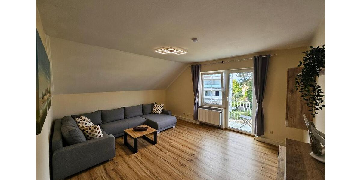 Dachgeschoßwohnung Ansbach - 2 Zimmer, 70 m&sup2;, 950&euro; | Angebot:25948028