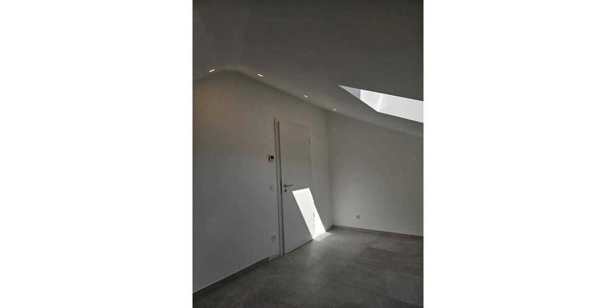 Dachgeschoßwohnung Waldbröl - 2 Zimmer, 48 m&sup2;, 746&euro; | Angebot:26631259
