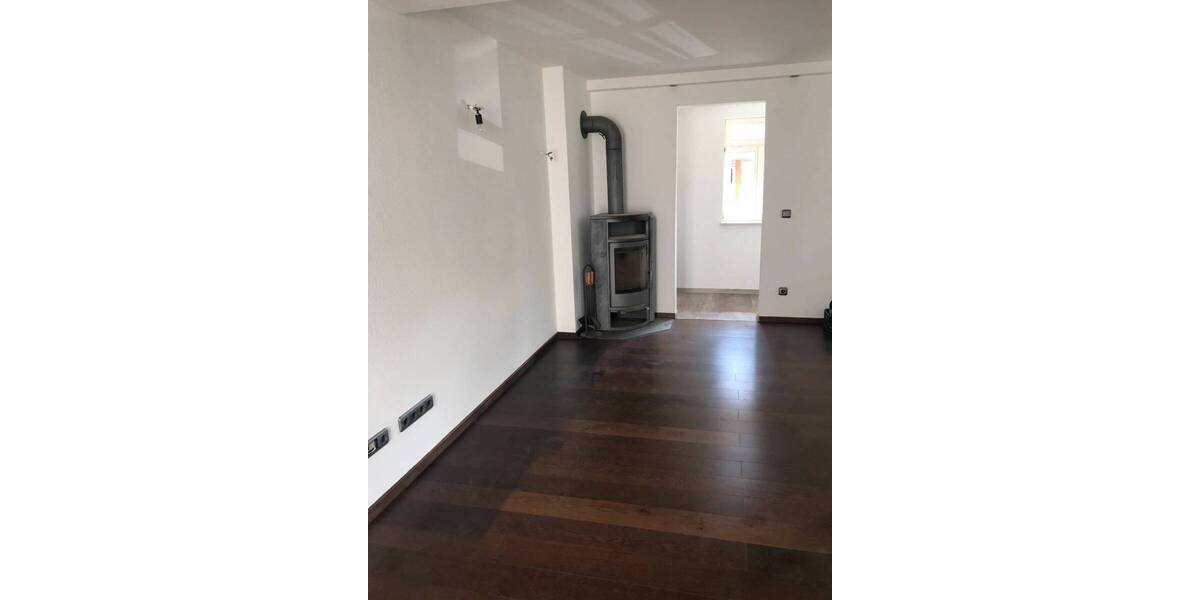 Mehrfamilienhaus, Wohnhaus Gunzenhausen - 5 Zimmer, 125 m&sup2;, 1.150&euro; | Angebot:26188159