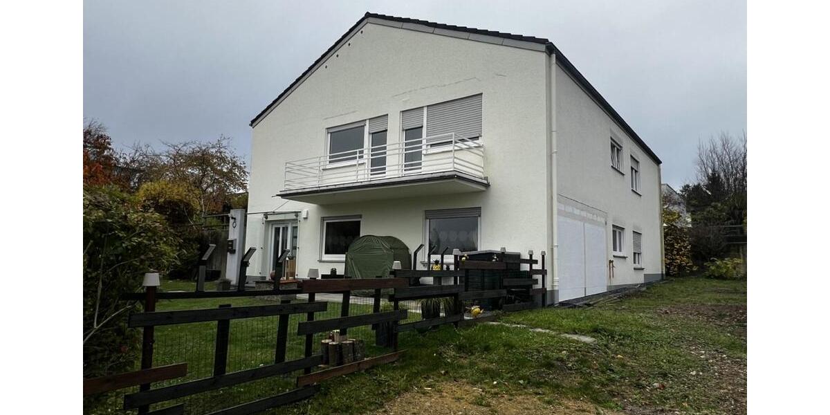 Etagenwohnung Bitburg - 1 Zimmer, 82 m&sup2;, 910&euro; | Angebot:24761192