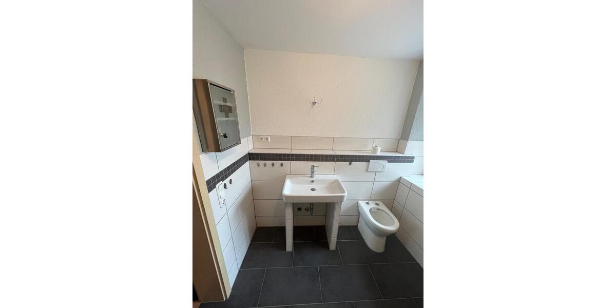 Etagenwohnung Nidda - 3 Zimmer, 80 m&sup2;, 680&euro; | Angebot:26041329