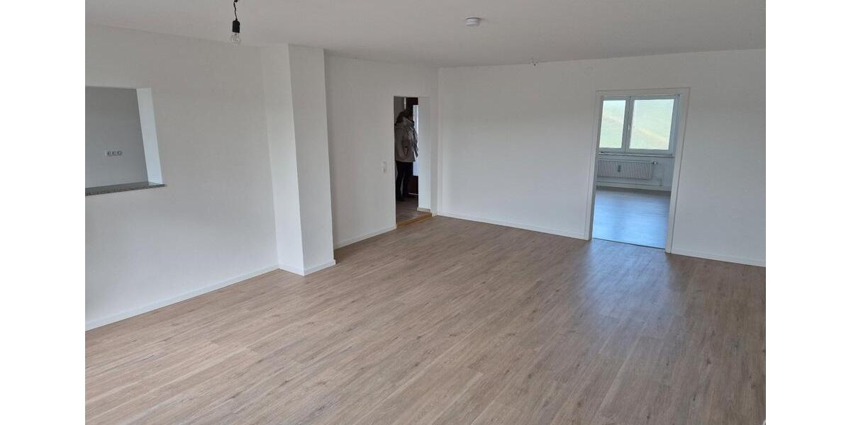 Etagenwohnung Peiting - 2.5 Zimmer, 132 m&sup2;, 1.195&euro; | Angebot:25804159