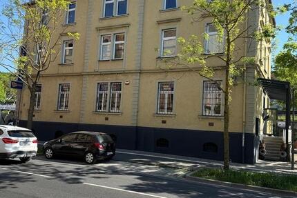 neuwertige Büroetage in Top-Lage zu vermieten ver. Nutzungen möglich