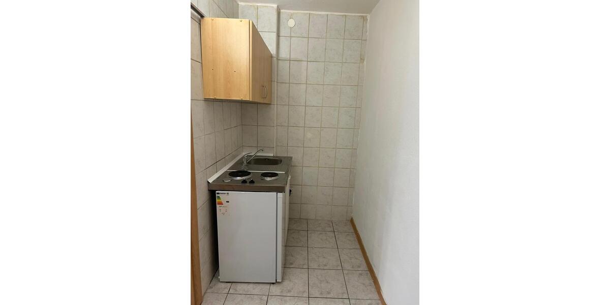 Erdgeschoßwohnung Saarbrücken West - 1 Zimmer, 30 m&sup2;, 420&euro; | Angebot:25350675