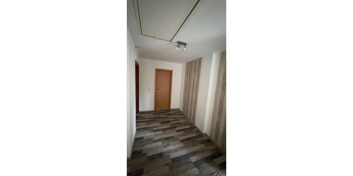 Dachgeschoßwohnung Zehdenick - 3 Zimmer, 80 m&sup2;, 950&euro; | Angebot:26645246