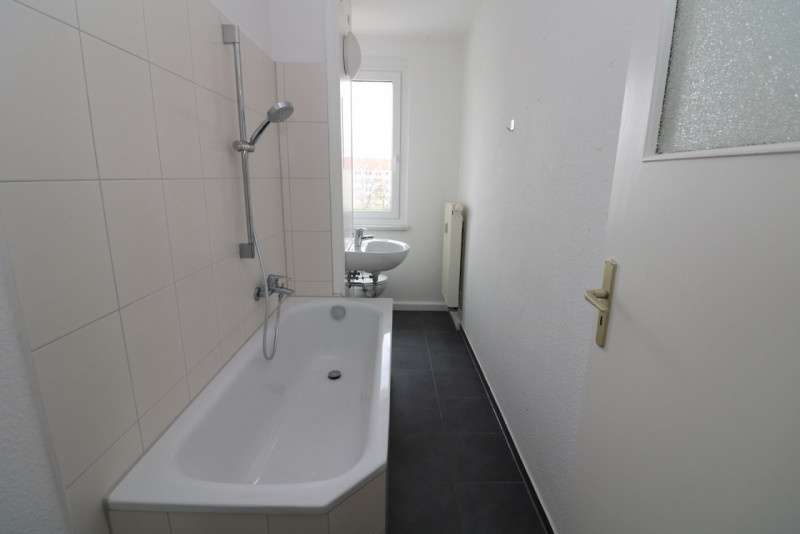 Etagenwohnung Freiberg Freiberg West - 2 Zimmer, 47 m&sup2;, 319&euro; | Angebot:26588888