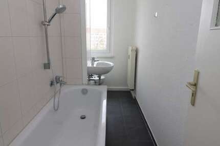 Wohnung Freiberg Freiberg West - 2 Zimmer, 47 m&sup2;, 319&euro; | Angebot:26588888
