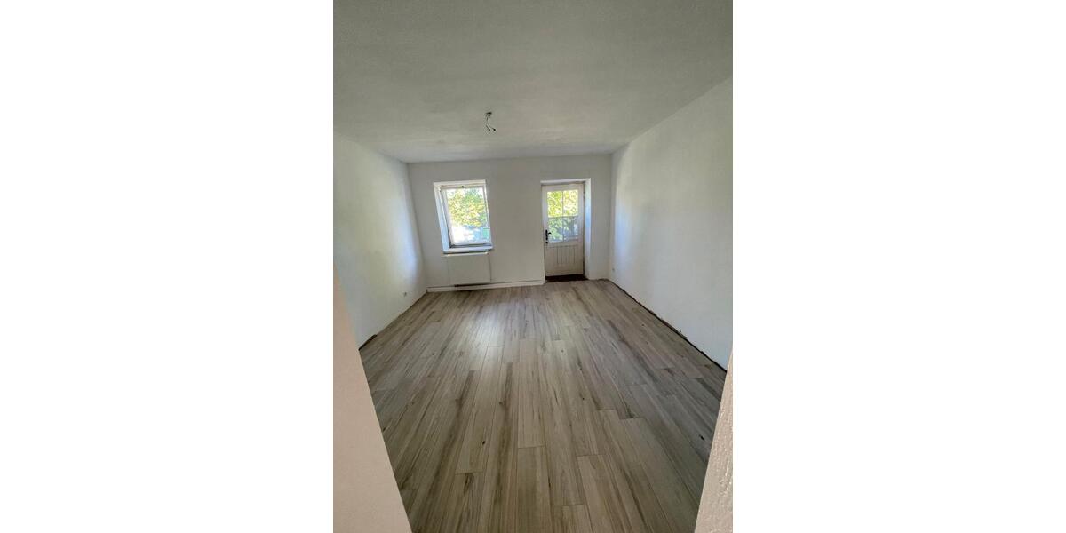 Etagenwohnung Seegebiet Mansfelder Land - 3 Zimmer, 58 m&sup2;, 350&euro; | Angebot:26237896