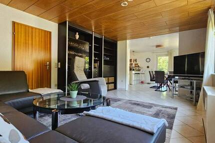 Haus Neudenau Herbolzheim - 5 Zimmer, 150 m&sup2;, 1.400&euro; | Angebot:26768401